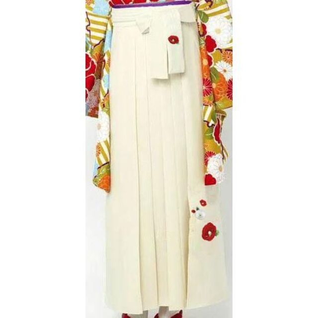 袴 単品 紐裏花刺繍柄 白無地袴 赤い花刺繍の袴 椿 NO200911無地袴