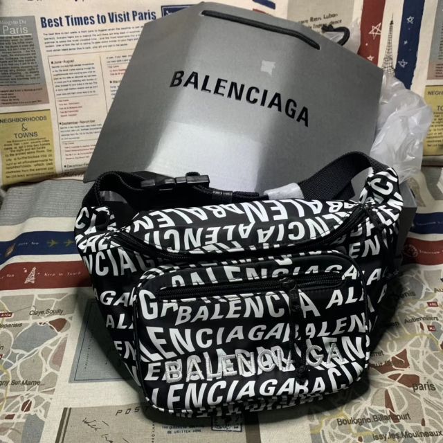 BALENCIAGA ウエストポーチ ロゴ ナイロン メンズ 人気の通販サイト