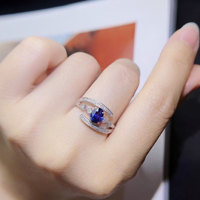 史上最も激安 天然 ブルーサファイア ¥ k18 リング1.02ct ダイヤ