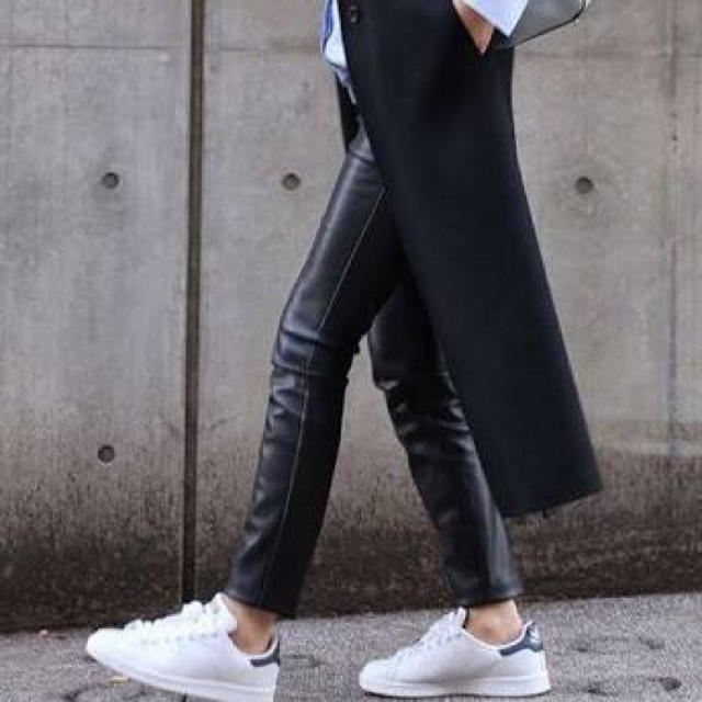 zara▲フェイクレザーパンツ | フリマアプリ ラクマ