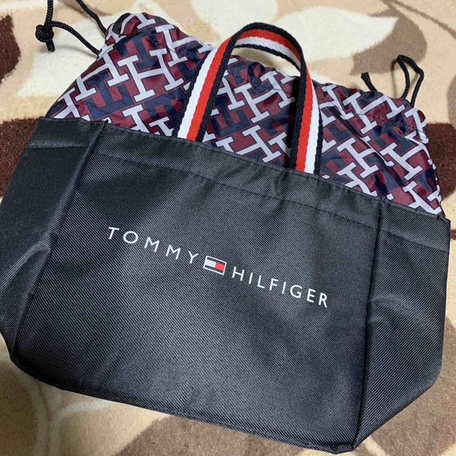 TOMMY HILFIGER(トミーヒルフィガー)の宝島社【Tommy hilfiger】ランチトート保冷バッグ レディースのバッグ(トートバッグ)の商品写真