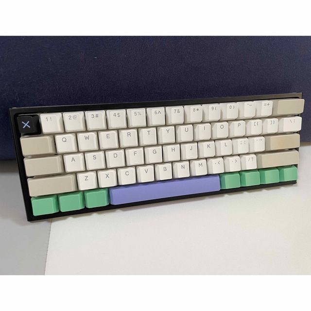 Ducky ONE2 Mini キーキャップオマケ付き 赤軸黒枠 | munchercruncher.com
