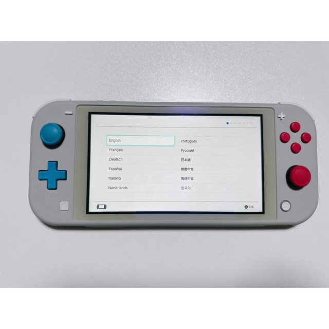 Nintendo Switch(ニンテンドースイッチ)のNintendo Switch Lite ザシアン・ザマゼンタ エンタメ/ホビーのゲームソフト/ゲーム機本体(家庭用ゲーム機本体)の商品写真