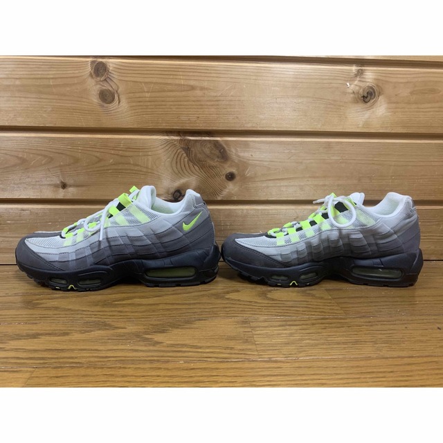 NIKE(ナイキ)のNIKE AIR MAX 95 OG メンズの靴/シューズ(スニーカー)の商品写真