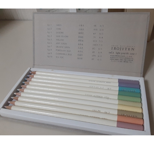 トンボ鉛筆(トンボエンピツ)の色鉛筆　IROJITEN　第１集④⑤⑥⑦⑧⑨ エンタメ/ホビーのアート用品(色鉛筆)の商品写真