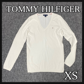 トミーヒルフィガー(TOMMY HILFIGER)の【美品 XS】TOMMY HILFIGER Vネックロゴ刺繍ニット(ニット/セーター)