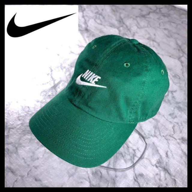 NIKE(ナイキ)の希少カラー NIKE ナイキ 6パネル キャップ 緑 グリーン 刺繍ロゴ メンズの帽子(キャップ)の商品写真