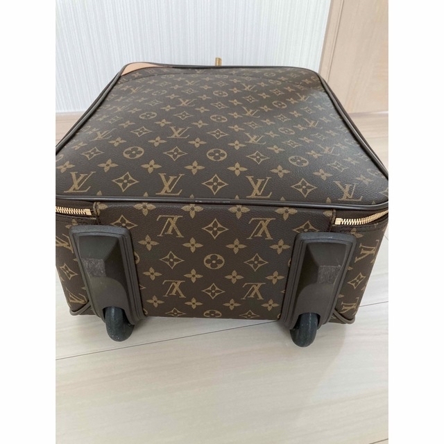 LOUIS VUITTON(ルイヴィトン)のはな様専用☆ルイヴィトン☆キャリーケース☆モノグラム レディースのバッグ(スーツケース/キャリーバッグ)の商品写真