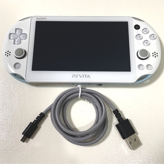 プレイステーションヴィータ(PlayStation Vita)のPS Vita PCH-2000 ライトブルー ホワイト本体 充電器 ヴィータ(携帯用ゲーム機本体)