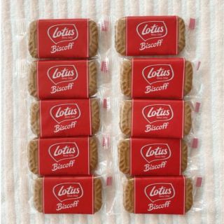 ロータス(LOTUS)のロータス　カラメルビスケット　10枚(菓子/デザート)