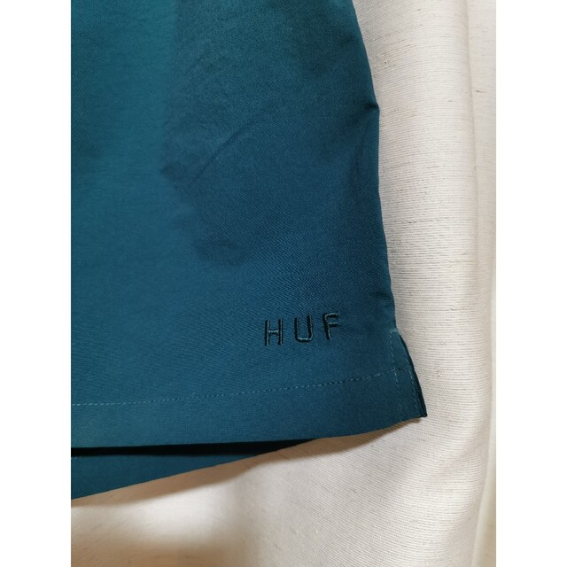 HUF(ハフ)のHUF　ハフ　ショートパンツ　Ｌサイズ メンズのパンツ(ショートパンツ)の商品写真