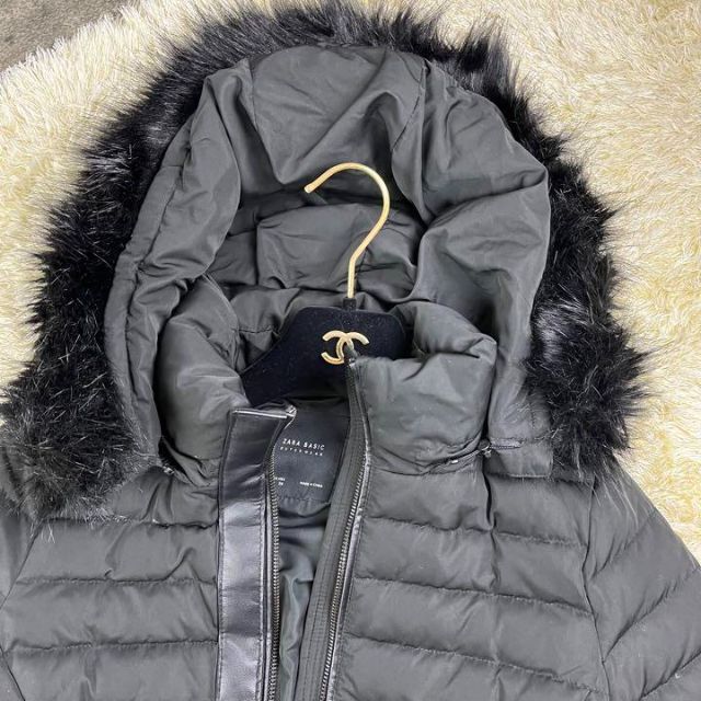 ZARA - ZARA BASIC ダウンコート ダウンジャケット ファー付 黒 Sの通販 by ササ'sSHOP|ザラならラクマ