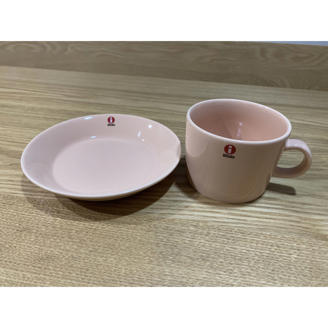 iittala(イッタラ)のイッタラ　ティーマ　パウダー　カップ&ソーサー インテリア/住まい/日用品のキッチン/食器(グラス/カップ)の商品写真