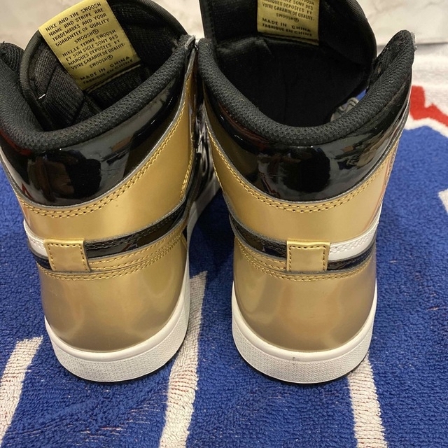 NIKE(ナイキ)のjordan1  gold toe メンズの靴/シューズ(スニーカー)の商品写真