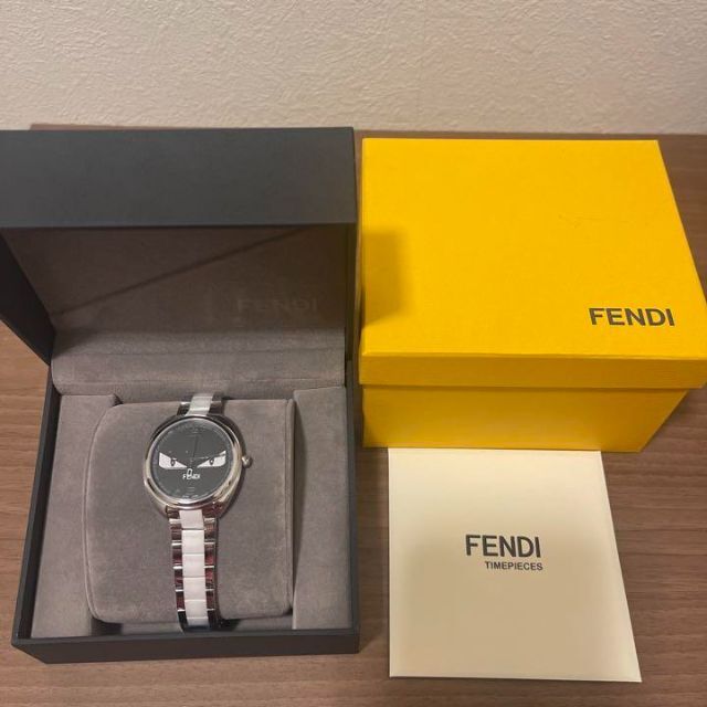 ❤値下げ可❤ FENDI フェンディマニア FFロゴ 2Pダイヤモンド 腕時計
