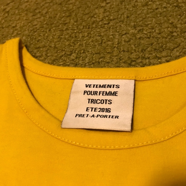 限定値下げ????新品　VETEMENTS ヴェトモン　DHL Tシャツ 3