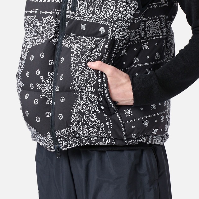 国内正規品 F.C.Real Bristol DOWN VEST ブラック バンダナ L