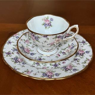 ロイヤルアルバート(ROYAL ALBERT)の【未使用美品】ロイヤルアルバート★イングリッシュチンツ★トリオ(食器)