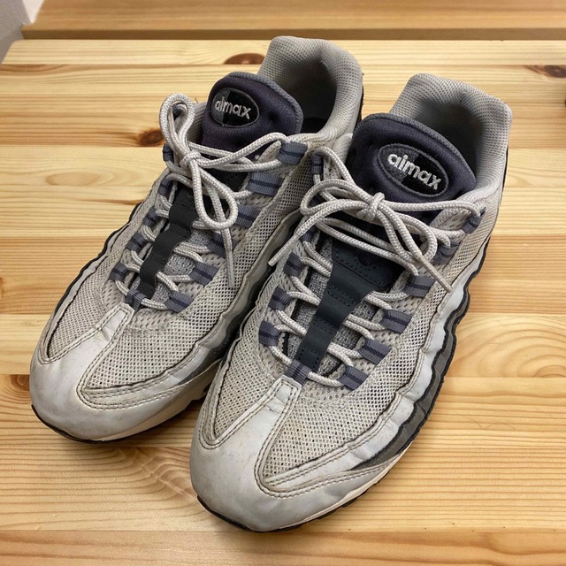 NIKE - エアマックス95 中古品 27cmの通販 by ticci42's shop|ナイキ