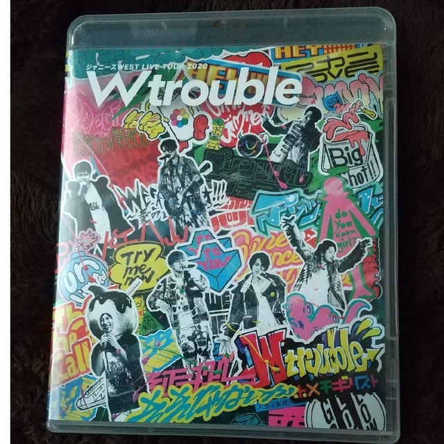 ジャニーズWEST(ジャニーズウエスト)のジャニーズWEST　W trouble Blu-ray 通常盤（本編のみ） エンタメ/ホビーのDVD/ブルーレイ(ミュージック)の商品写真