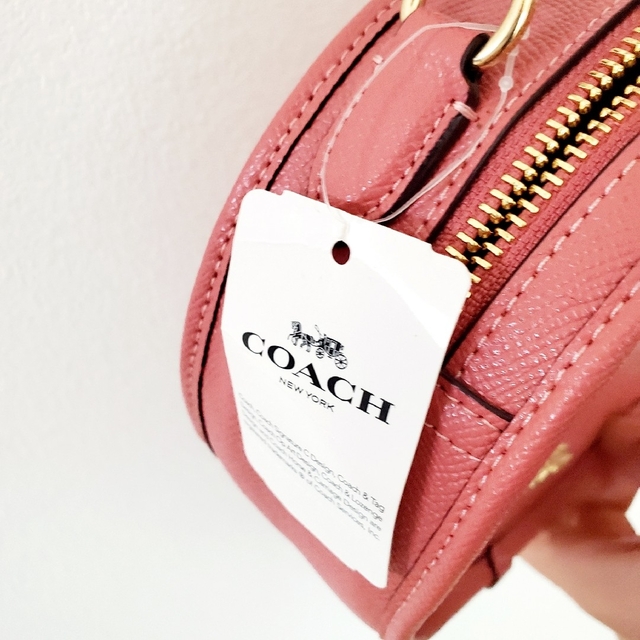 COACH(コーチ)の【新品未使用】コーチ　COACH　ショルダーバッグ　ポシェット レディースのバッグ(ショルダーバッグ)の商品写真