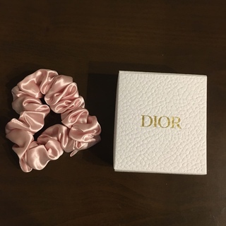 クリスチャンディオール(Christian Dior)のディオール　シュシュ　ノベルティ　ヘアアクセサリー　クリスタル会員　非売品(ヘアゴム/シュシュ)