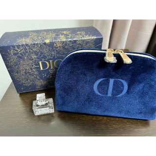 クリスチャンディオール(Christian Dior)のDior ホリデーオファー ポーチとミニ香水(ノベルティグッズ)