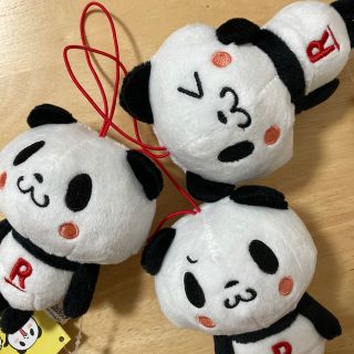 ラクテン(Rakuten)の【お値下げ♬】お買いものパンダマスコット/マスコットキーホルダー《全3種》(キャラクターグッズ)
