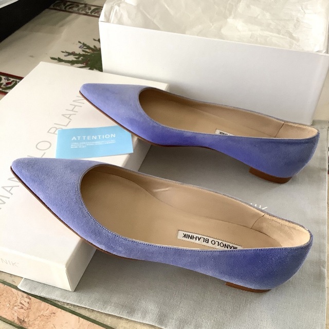 MANOLO BLAHNIK(マノロブラニク)の試着のみ新品!憧れのマノロブラニク 定番フラット バレリーナ 24㎝ レディースの靴/シューズ(バレエシューズ)の商品写真