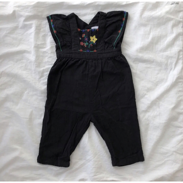 ZARA KIDS(ザラキッズ)の刺繍ロンパース キッズ/ベビー/マタニティのベビー服(~85cm)(ロンパース)の商品写真