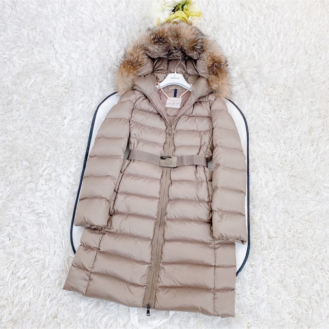 MONCLER(モンクレール)の★★ 美品 モンクレールMONCLER ダウンコート★★ レディースのジャケット/アウター(ダウンジャケット)の商品写真