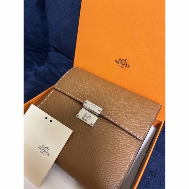 Hermes(エルメス)の本日限定さらに値下げ💖‼️ 正規品 エルメス 財布 ウォレット 折り畳み レディースのファッション小物(財布)の商品写真