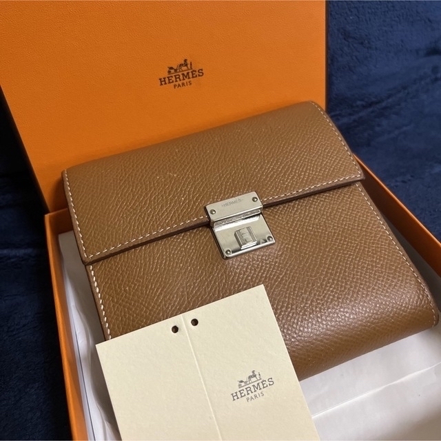 Hermes(エルメス)の本日限定さらに値下げ💖‼️ 正規品 エルメス 財布 ウォレット 折り畳み レディースのファッション小物(財布)の商品写真