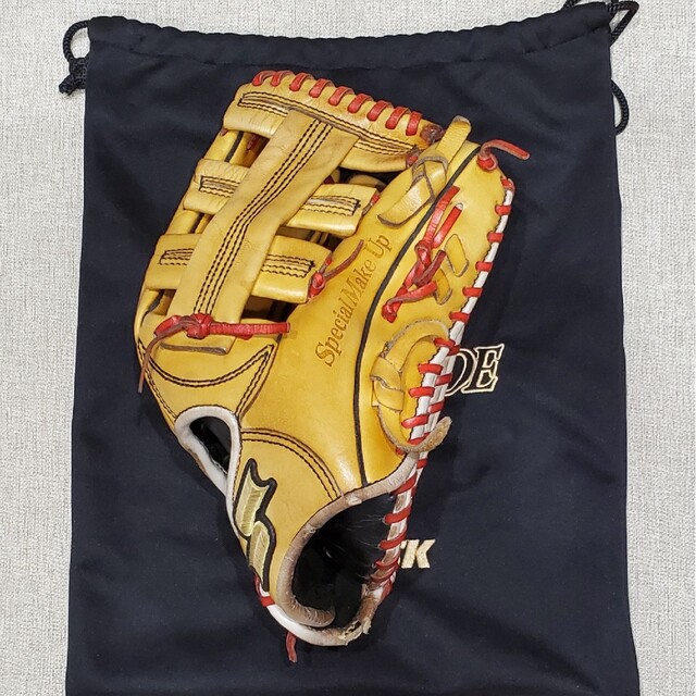 SSK(エスエスケイ)　グラブ(グローブ)　サブローモデル スポーツ/アウトドアの野球(グローブ)の商品写真