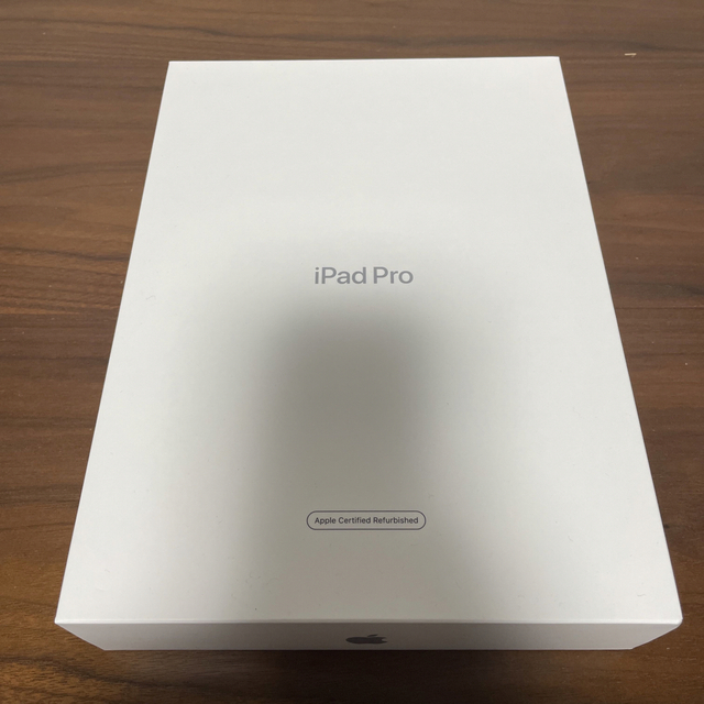 iPad Pro 第2世代　128GB スペースグレー　Wi-Fiモデル スマホ/家電/カメラのPC/タブレット(タブレット)の商品写真