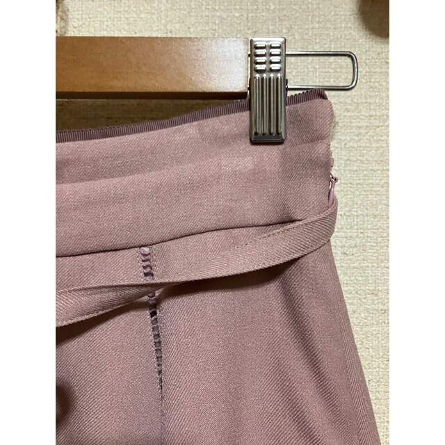 MISCH MASCH(ミッシュマッシュ)のMISCH MASCH ミッシュマッシュ　スカート　くすみピンク レディースのスカート(ひざ丈スカート)の商品写真