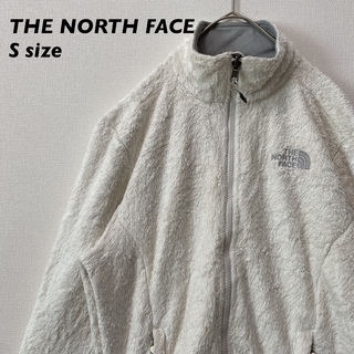ザノースフェイス(THE NORTH FACE)のノースフェイス　フリースジャケット　ボア　刺繍ロゴ　フルジップ　白色　Sサイズ(ブルゾン)