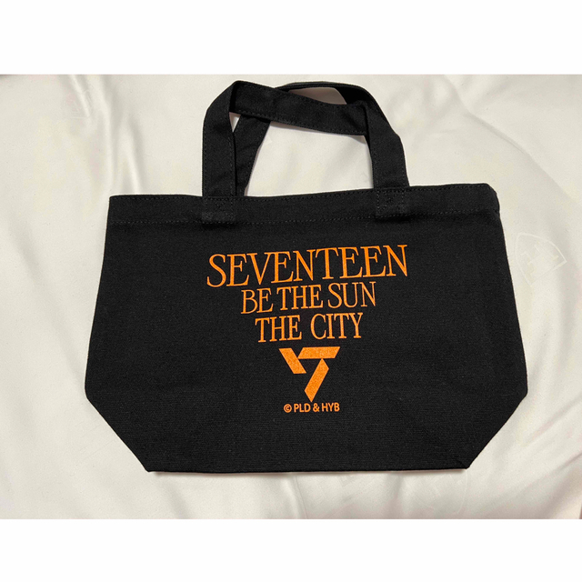 SEVENTEEN セブチ　トートバッグ　BLACK LINE