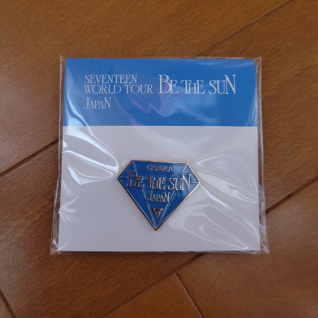 SEVENTEEN(セブンティーン)のseventeen pins エンタメ/ホビーのタレントグッズ(アイドルグッズ)の商品写真