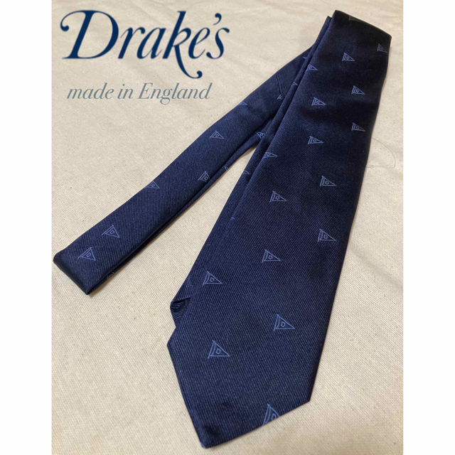 【新品•未使用】Drake's／ドレイクス／ネクタイ／フラッグ柄／ネイビー