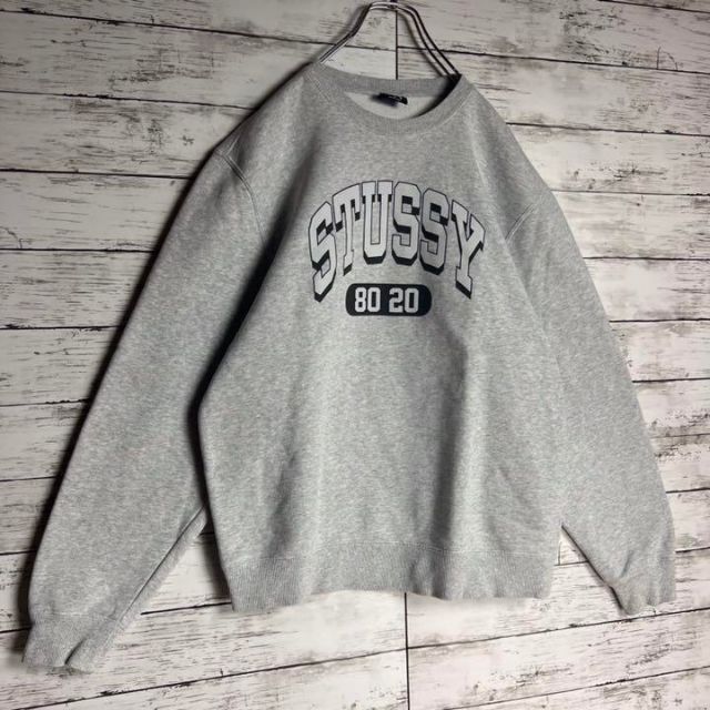 なえなの着用】 STUSSY アーチロゴ 激レア 即完売 入手困難 スウェット