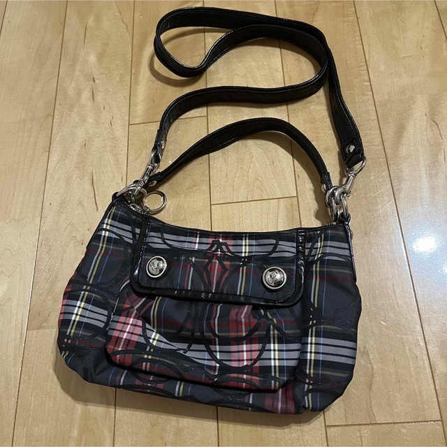 COACH(コーチ)のcoach ショルダーバッグ　ハンドバッグ レディースのバッグ(ショルダーバッグ)の商品写真