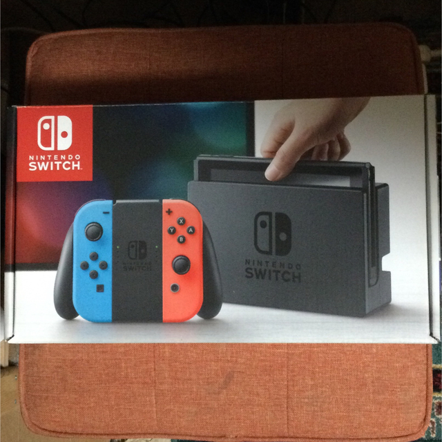 Nintendo Switch(ニンテンドースイッチ)のニンテンドースイッチ　本体のみ　中古品　Joy-Conなし　 エンタメ/ホビーのゲームソフト/ゲーム機本体(家庭用ゲーム機本体)の商品写真