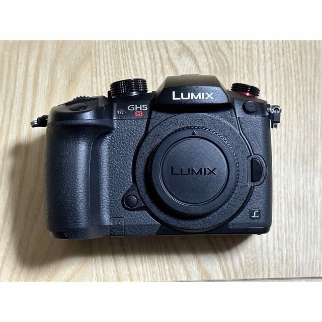 Panasonic(パナソニック)のPanasonic GH5S + lumix 9mm F1.7 summilux スマホ/家電/カメラのカメラ(ミラーレス一眼)の商品写真