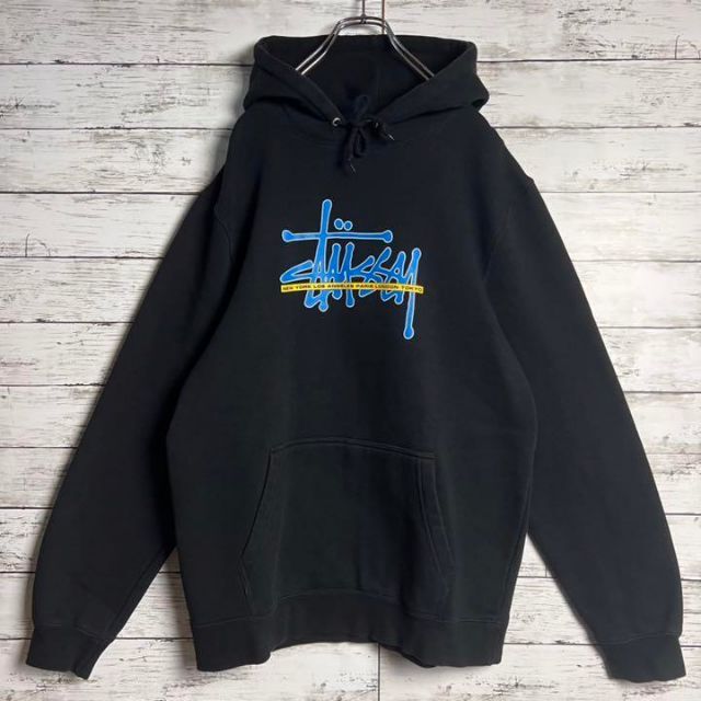 【大人気】 STUSSY パーカー センターロゴ 即完売 入手困難 希少L 美品