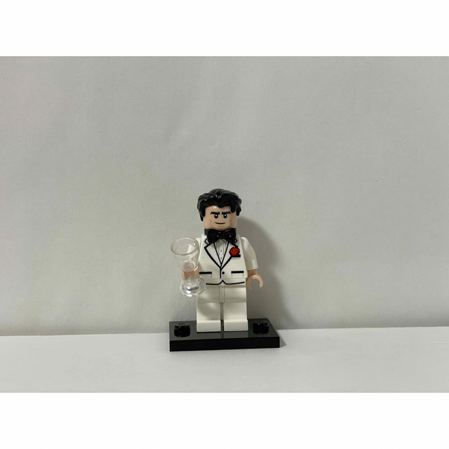 Lego(レゴ)のレゴ　ミニフィグ　ブルース・ウェイン エンタメ/ホビーのフィギュア(アメコミ)の商品写真