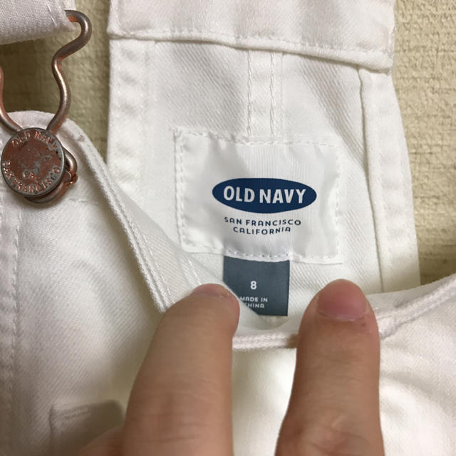 Old Navy(オールドネイビー)の売り切り！オールドネイビー ホワイトデニムサロペット レディースのパンツ(サロペット/オーバーオール)の商品写真