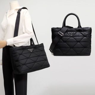 プラダ ナイロントートバッグの通販 400点以上 | PRADAを買うならラクマ