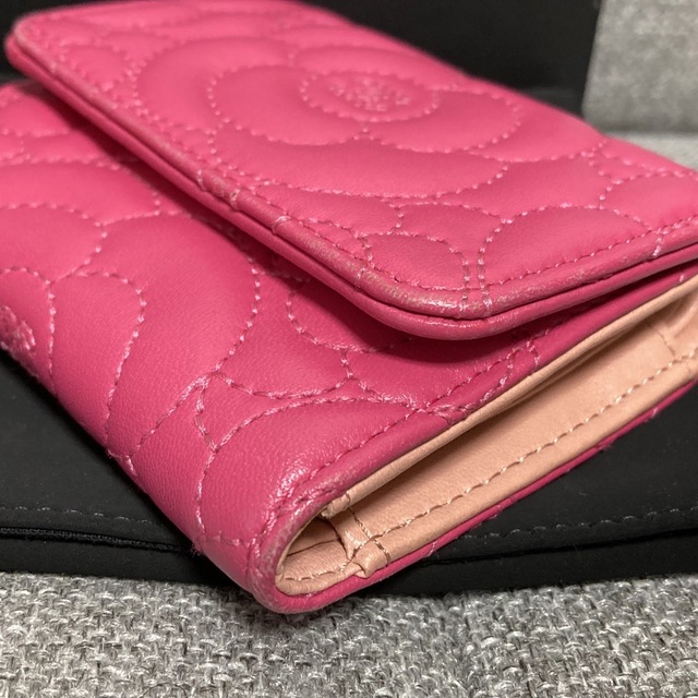 シャネルCHANEL カメリア ココマーク 三つ折り財布 ピンク-eastgate.mk
