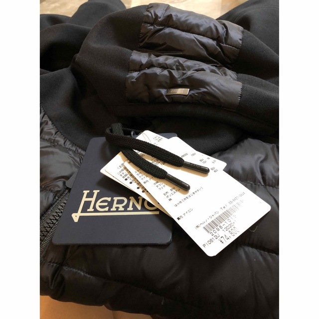 HERNO(ヘルノ)のHERNO正規🇷🇴ルーマニアMENダウンジャケット前ダウン切替フードスウェット メンズのジャケット/アウター(ダウンジャケット)の商品写真